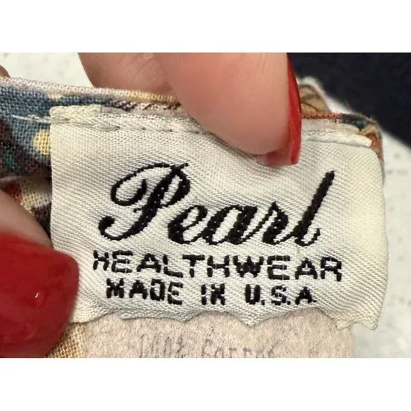 Pearl Healthwear Cat Print Scrub Top Medium Cotton Pearl Snap Made In USA - Picture 5 of 6